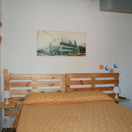 Casa Vacanze Sole & Luna Milazzo Exterior foto